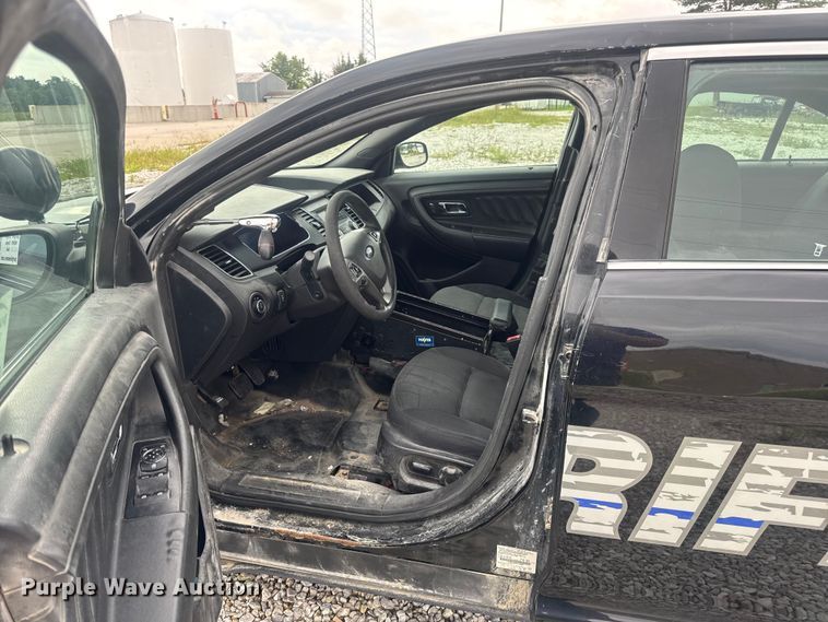 image for item DW3464 2013 Ford Taurus Police 