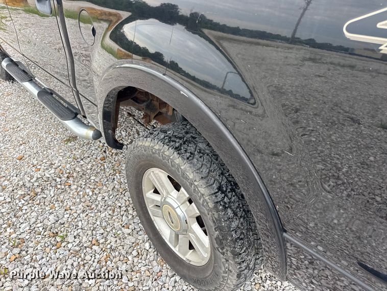 image for item DW3466 2004 Ford F150 SuperCrew pickup truck