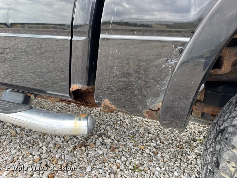 image for item DW3466 2004 Ford F150 SuperCrew pickup truck