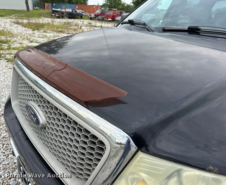 image for item DW3466 2004 Ford F150 SuperCrew pickup truck