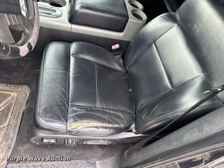 image for item DW3466 2004 Ford F150 SuperCrew pickup truck