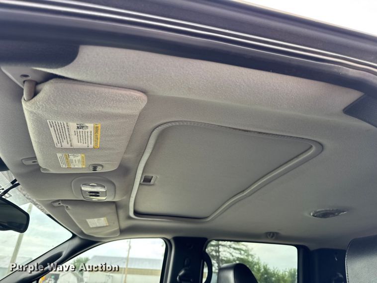 image for item DW3466 2004 Ford F150 SuperCrew pickup truck