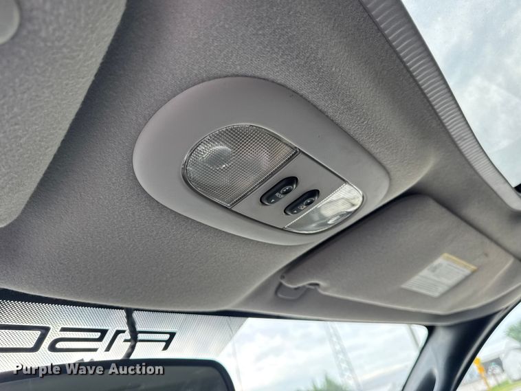 image for item DW3466 2004 Ford F150 SuperCrew pickup truck