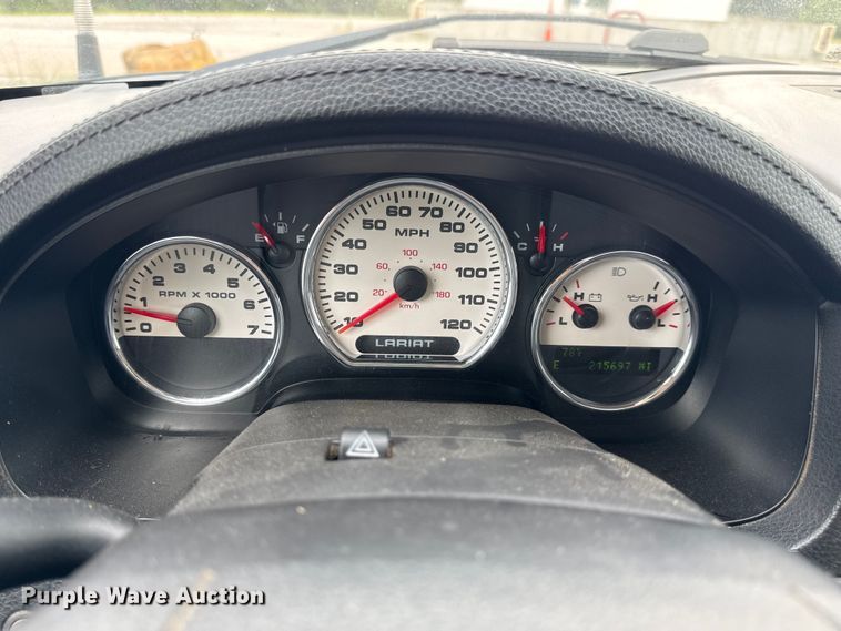 image for item DW3466 2004 Ford F150 SuperCrew pickup truck