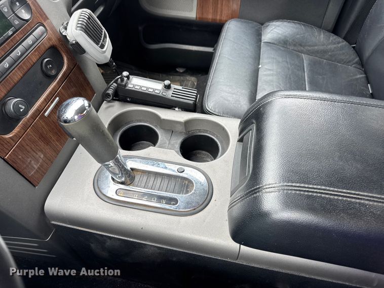 image for item DW3466 2004 Ford F150 SuperCrew pickup truck