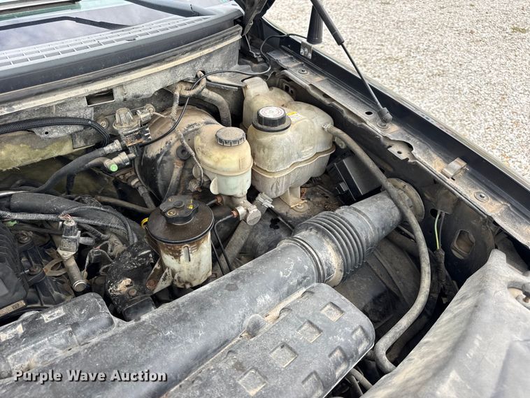 image for item DW3466 2004 Ford F150 SuperCrew pickup truck