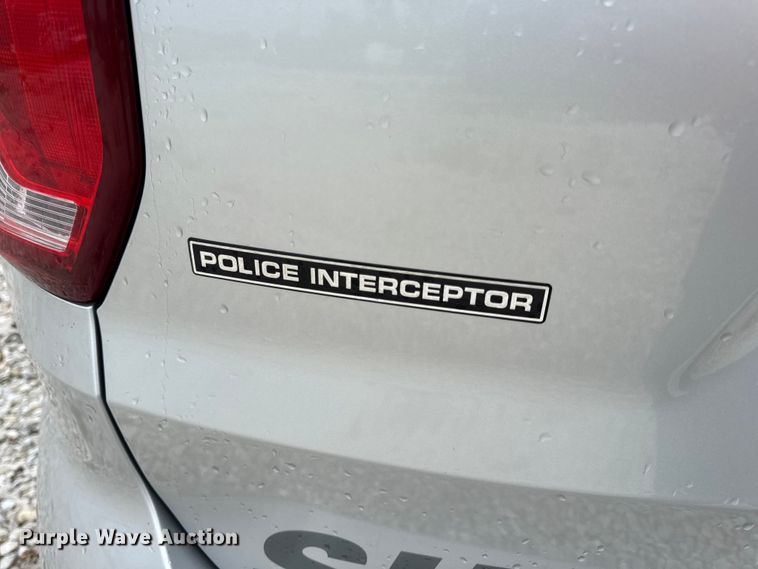 image for item DW3467 2017 Ford Explorer Police Interceptor SUV