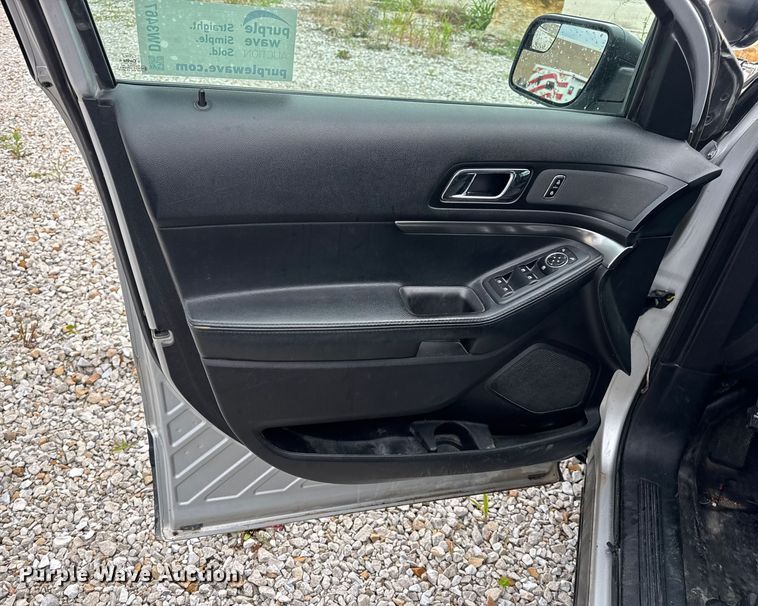 image for item DW3467 2017 Ford Explorer Police Interceptor SUV