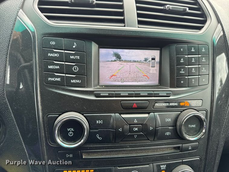 image for item DW3467 2017 Ford Explorer Police Interceptor SUV