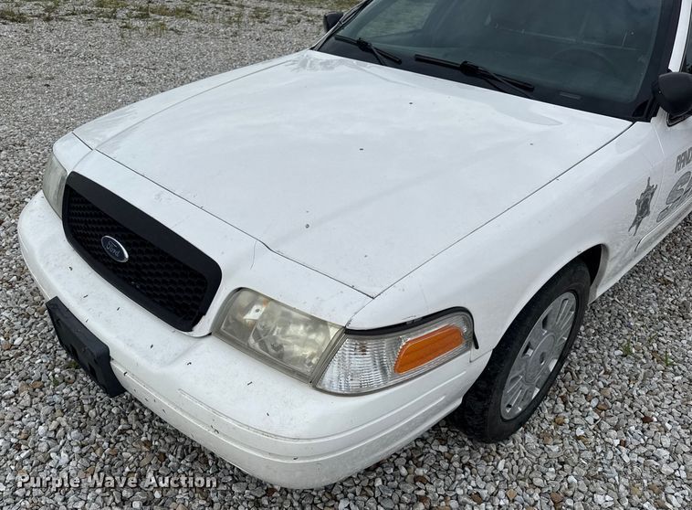 image for item DW3469 2007 Ford Crown Victoria Police Interceptor 