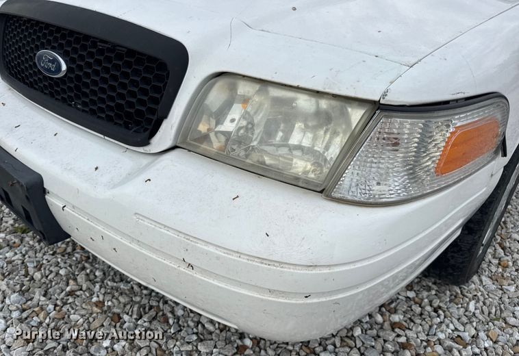 image for item DW3469 2007 Ford Crown Victoria Police Interceptor 