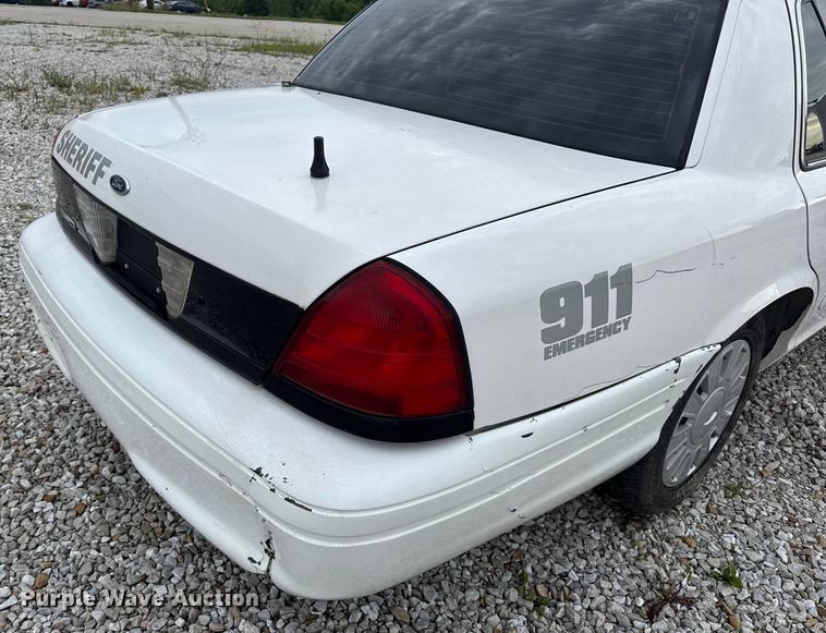 image for item DW3469 2007 Ford Crown Victoria Police Interceptor 