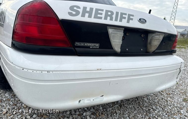 image for item DW3469 2007 Ford Crown Victoria Police Interceptor 