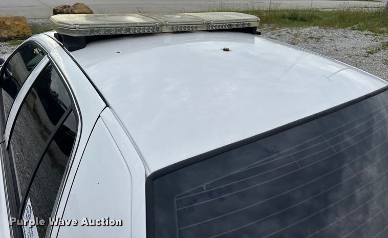 image for item DW3469 2007 Ford Crown Victoria Police Interceptor 