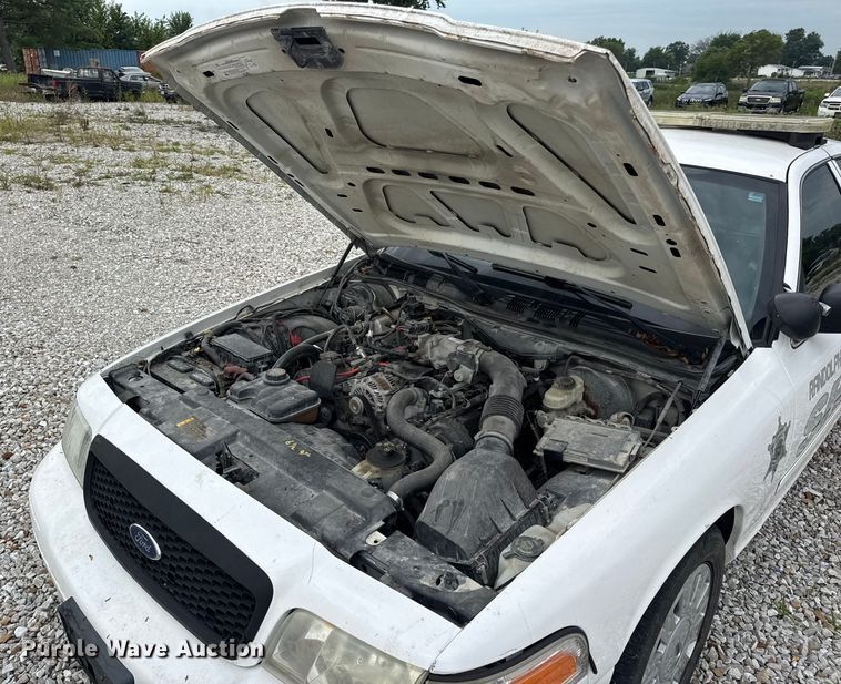 image for item DW3469 2007 Ford Crown Victoria Police Interceptor 