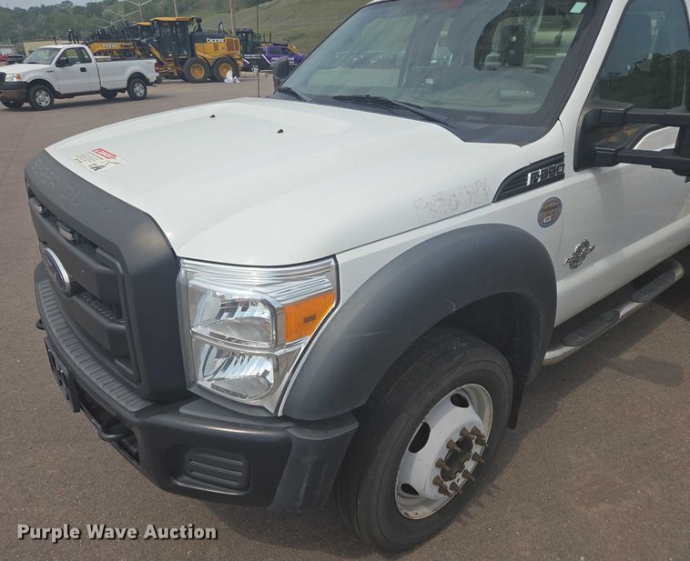 image for item DX7260 2015 Ford F550 bucket truck