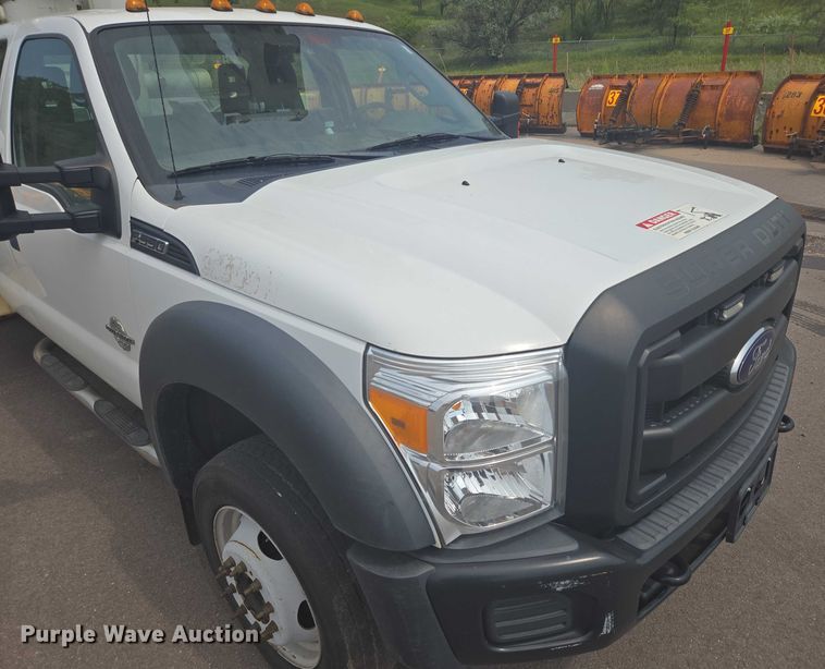 image for item DX7260 2015 Ford F550 bucket truck