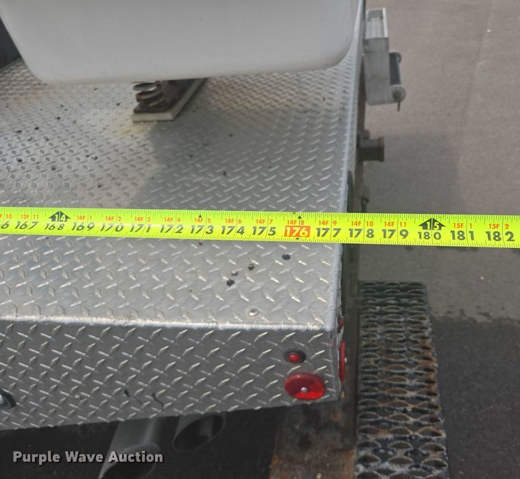 image for item DX7260 2015 Ford F550 bucket truck