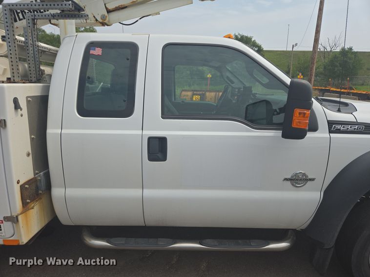 image for item DX7260 2015 Ford F550 bucket truck