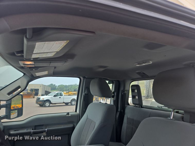 image for item DX7260 2015 Ford F550 bucket truck