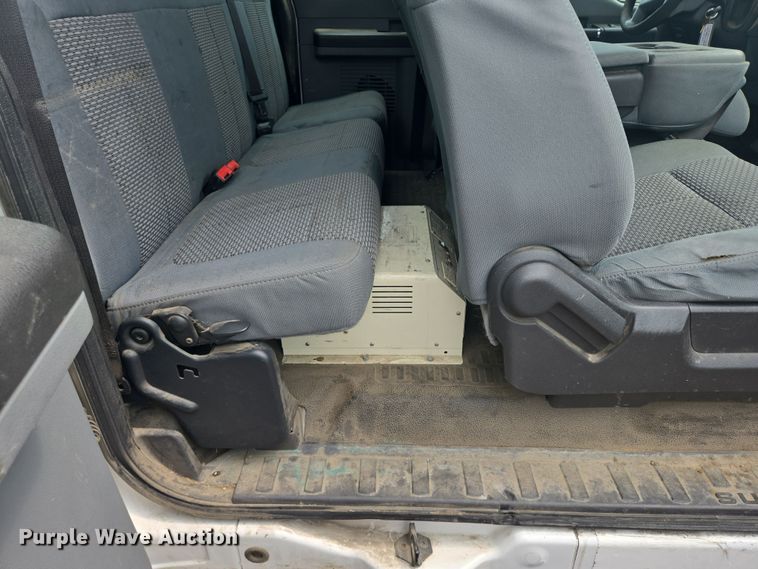 image for item DX7260 2015 Ford F550 bucket truck