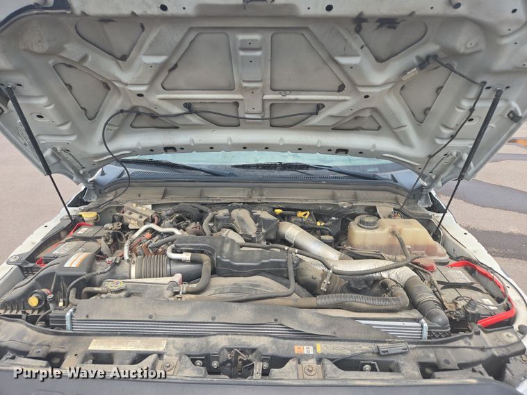 image for item DX7260 2015 Ford F550 bucket truck