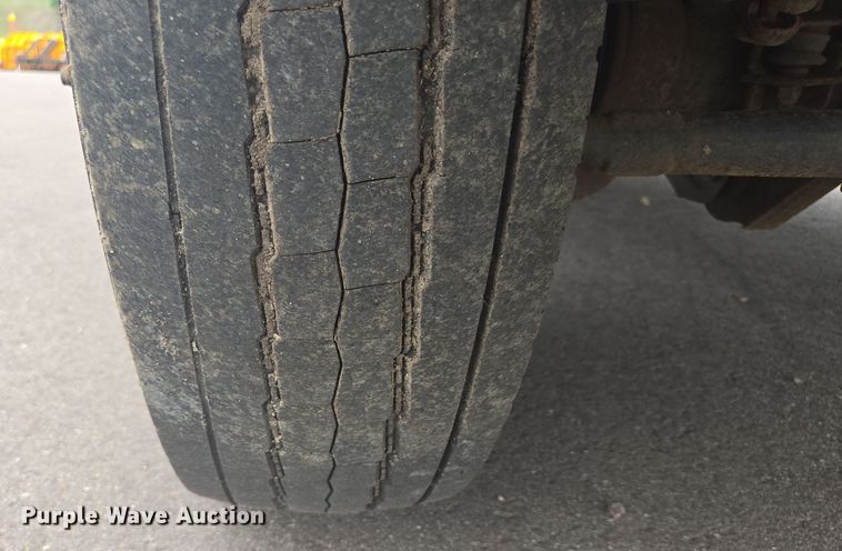 image for item DX7260 2015 Ford F550 bucket truck