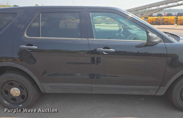 image for item DX7263 2016 Ford Explorer Police Interceptor  SUV