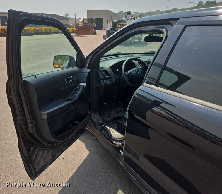 image for item DX7263 2016 Ford Explorer Police Interceptor  SUV