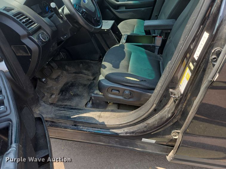 image for item DX7263 2016 Ford Explorer Police Interceptor  SUV
