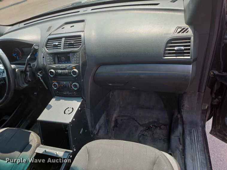 image for item DX7263 2016 Ford Explorer Police Interceptor  SUV