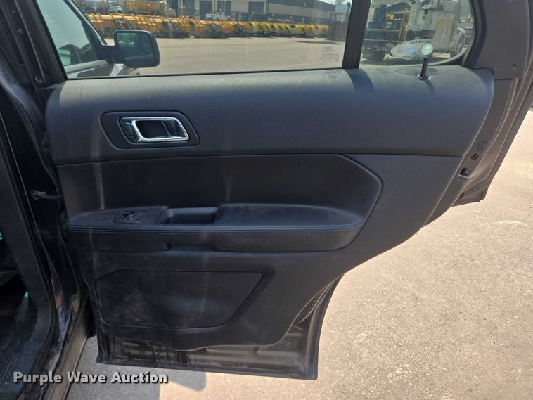 image for item DX7263 2016 Ford Explorer Police Interceptor  SUV