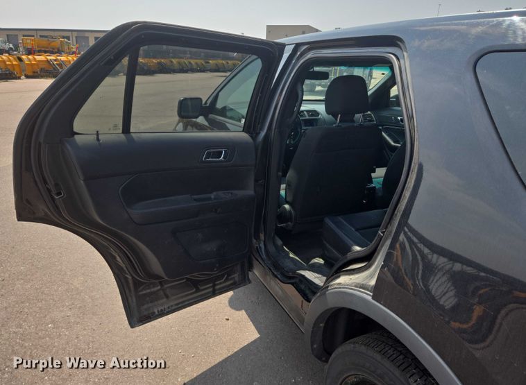 image for item DX7263 2016 Ford Explorer Police Interceptor  SUV