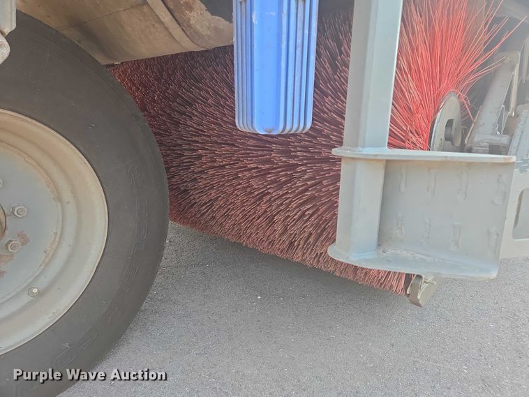 image for item DX7264 2013 Elgin Pelican Series NP street sweeper