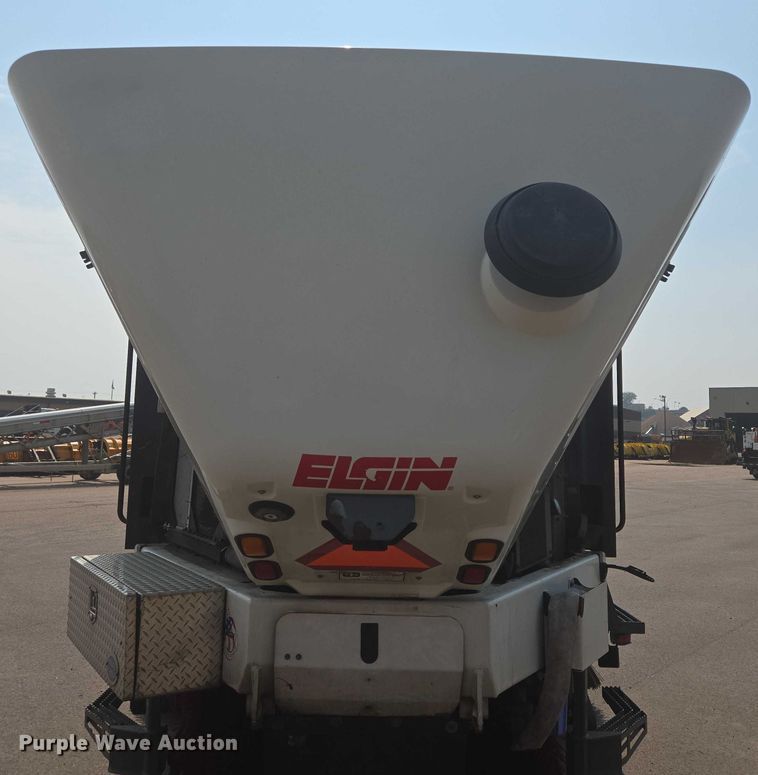 image for item DX7264 2013 Elgin Pelican Series NP street sweeper