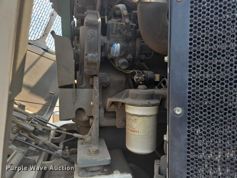 image for item DX7264 2013 Elgin Pelican Series NP street sweeper