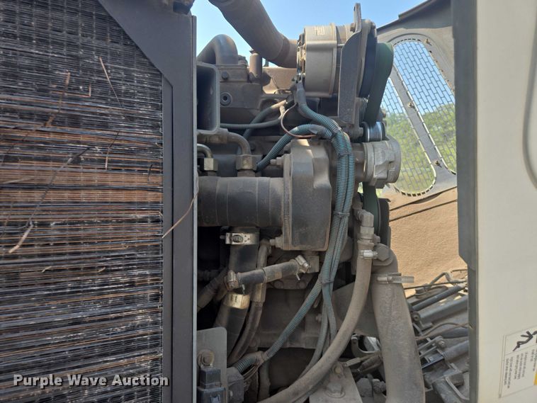 image for item DX7264 2013 Elgin Pelican Series NP street sweeper