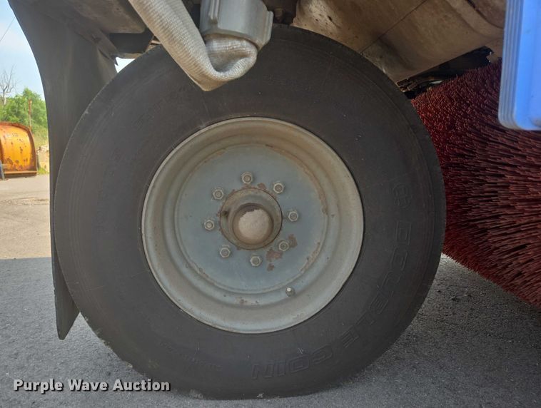 image for item DX7264 2013 Elgin Pelican Series NP street sweeper