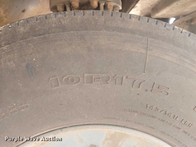 image for item DX7264 2013 Elgin Pelican Series NP street sweeper