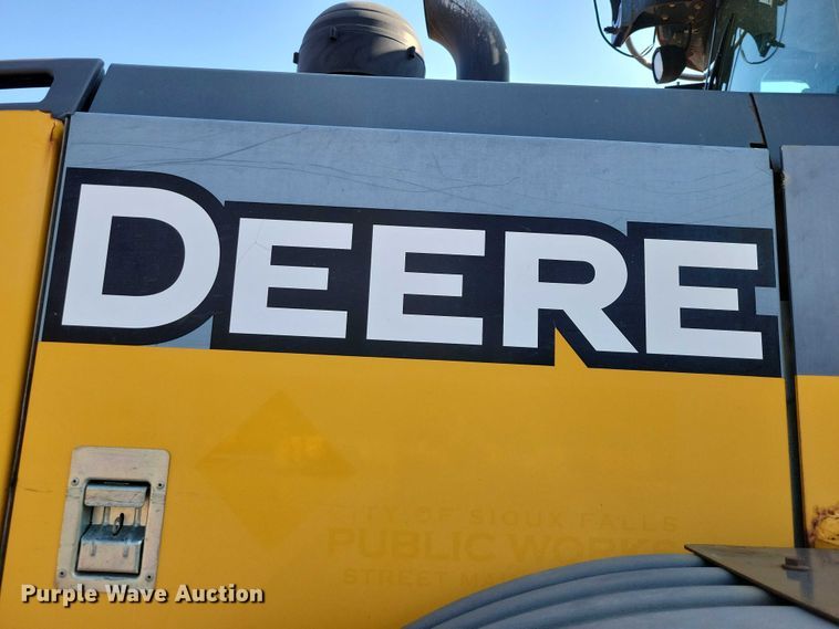 image for item DX7265 2012 John Deere  624K wheel loader