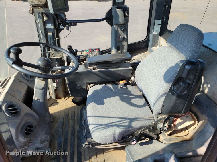 image for item DX7265 2012 John Deere  624K wheel loader