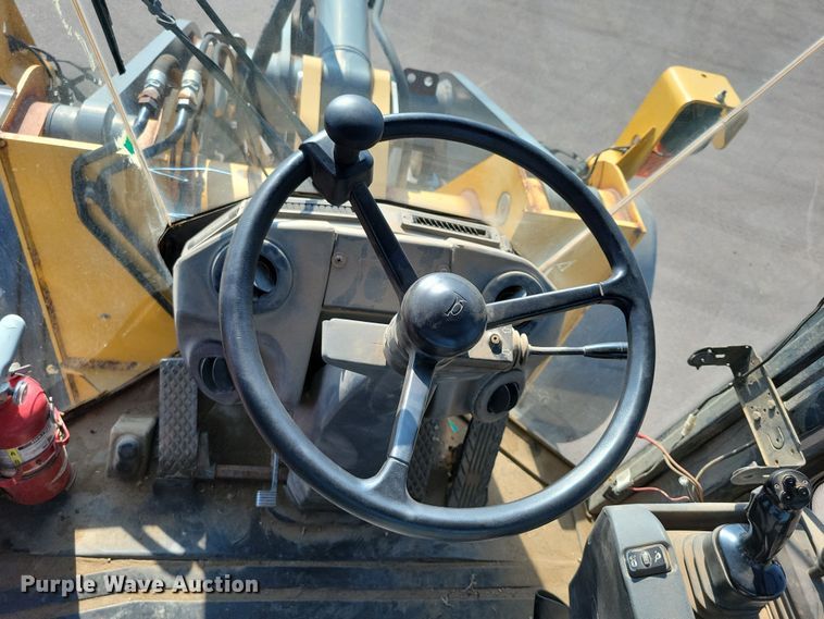 image for item DX7265 2012 John Deere  624K wheel loader