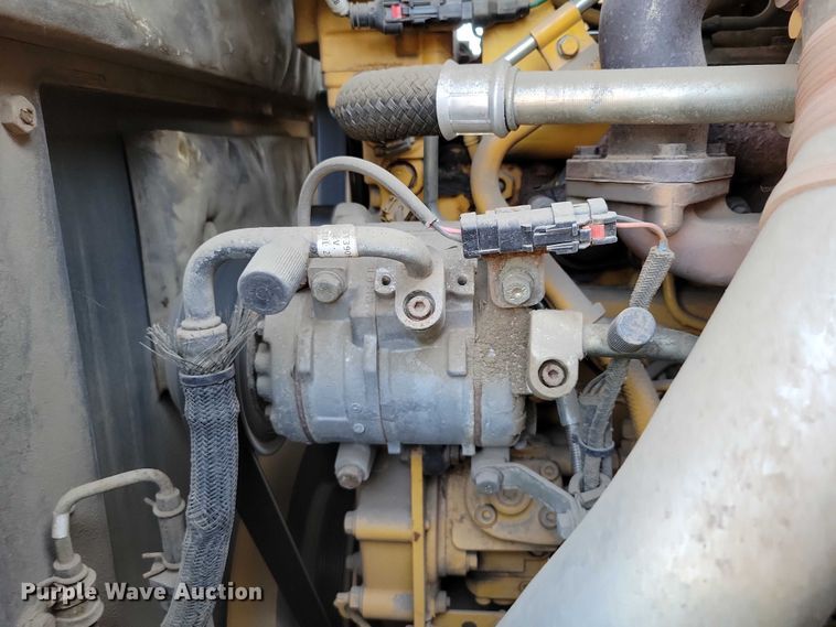 image for item DX7265 2012 John Deere  624K wheel loader