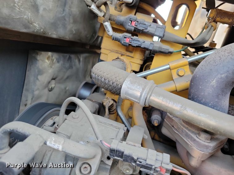 image for item DX7265 2012 John Deere  624K wheel loader