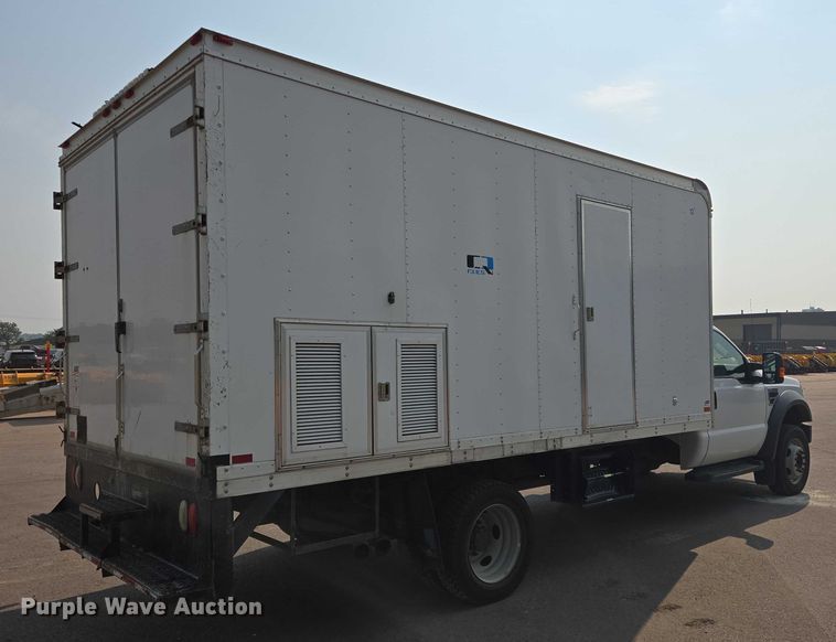 image for item DX7267 2009 Ford F550 box truck