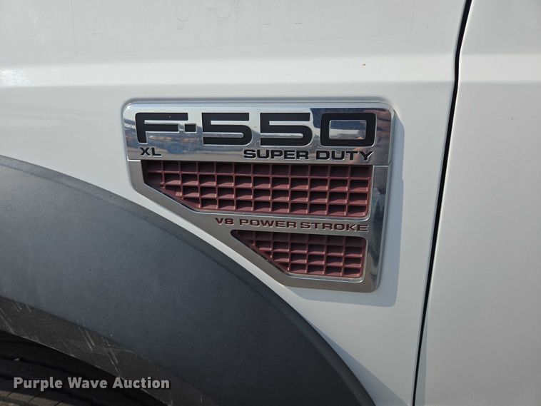 image for item DX7267 2009 Ford F550 box truck