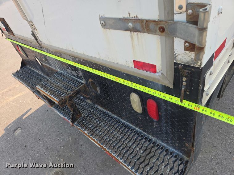 image for item DX7267 2009 Ford F550 box truck