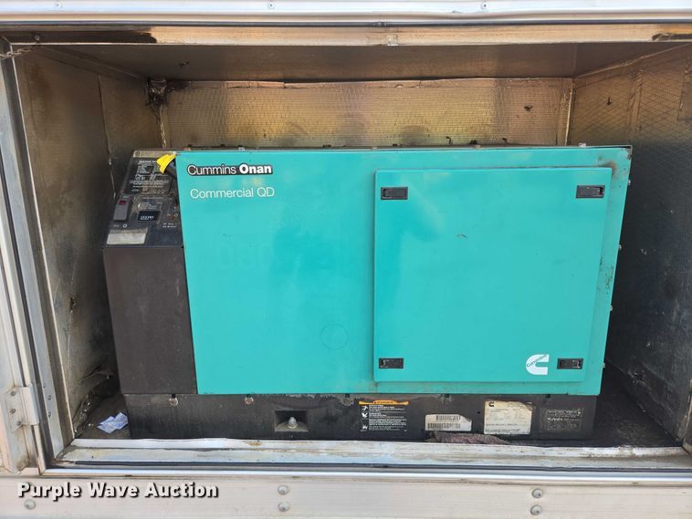 image for item DX7267 2009 Ford F550 box truck