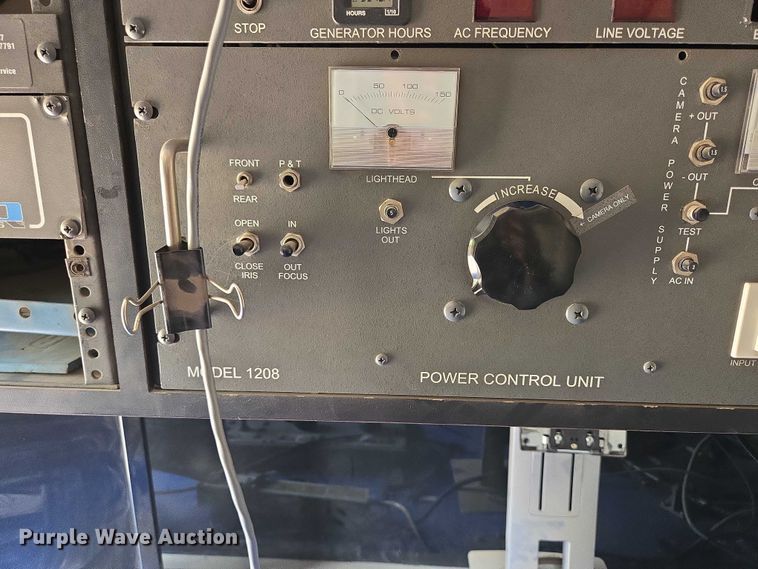 image for item DX7267 2009 Ford F550 box truck