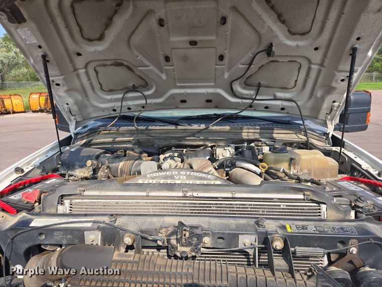 image for item DX7267 2009 Ford F550 box truck